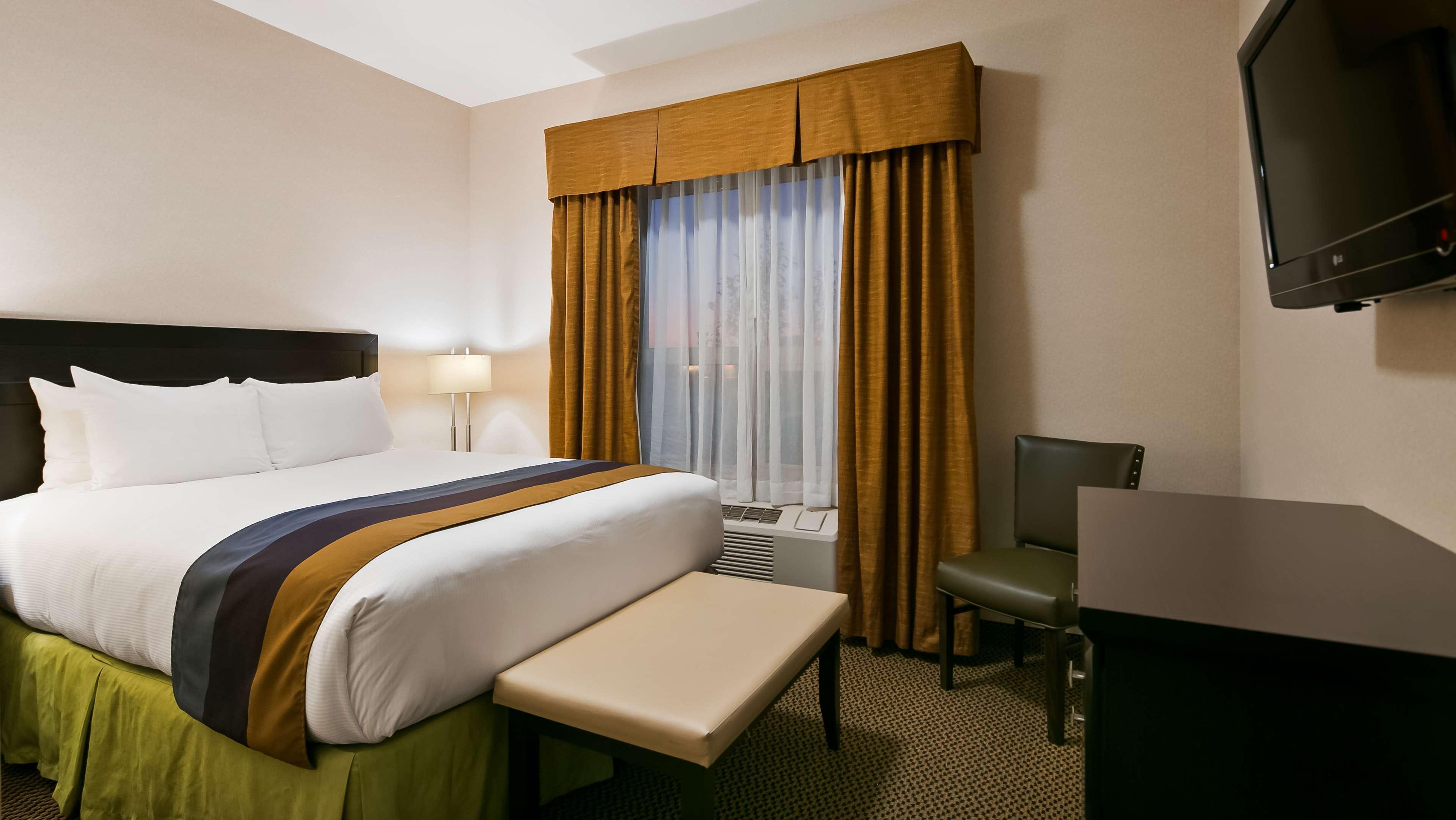 Best Western Wainwright Inn & Suites Ngoại thất bức ảnh