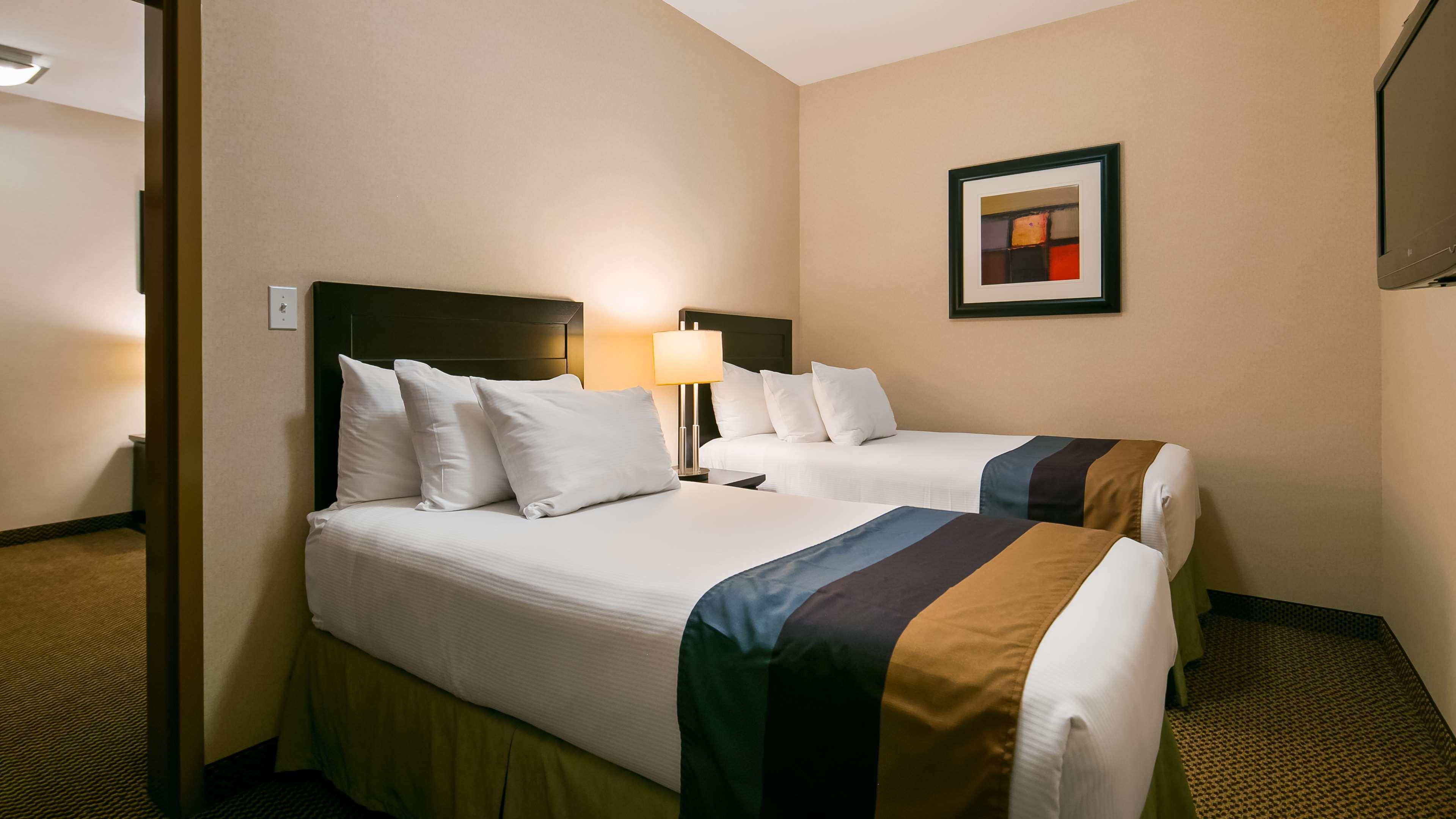Best Western Wainwright Inn & Suites Ngoại thất bức ảnh