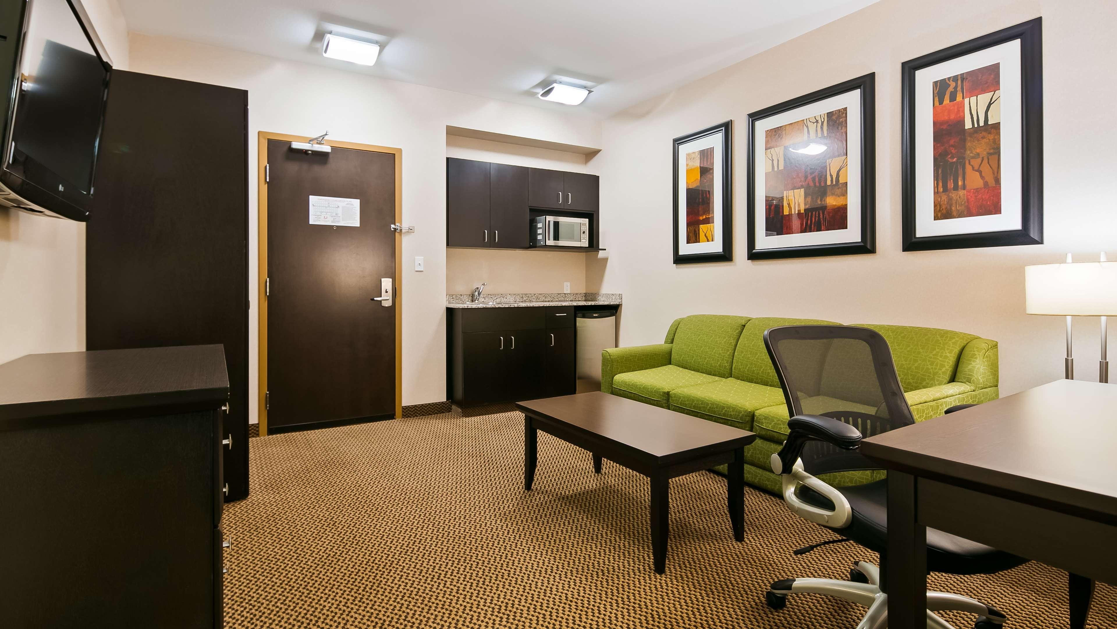 Best Western Wainwright Inn & Suites Ngoại thất bức ảnh