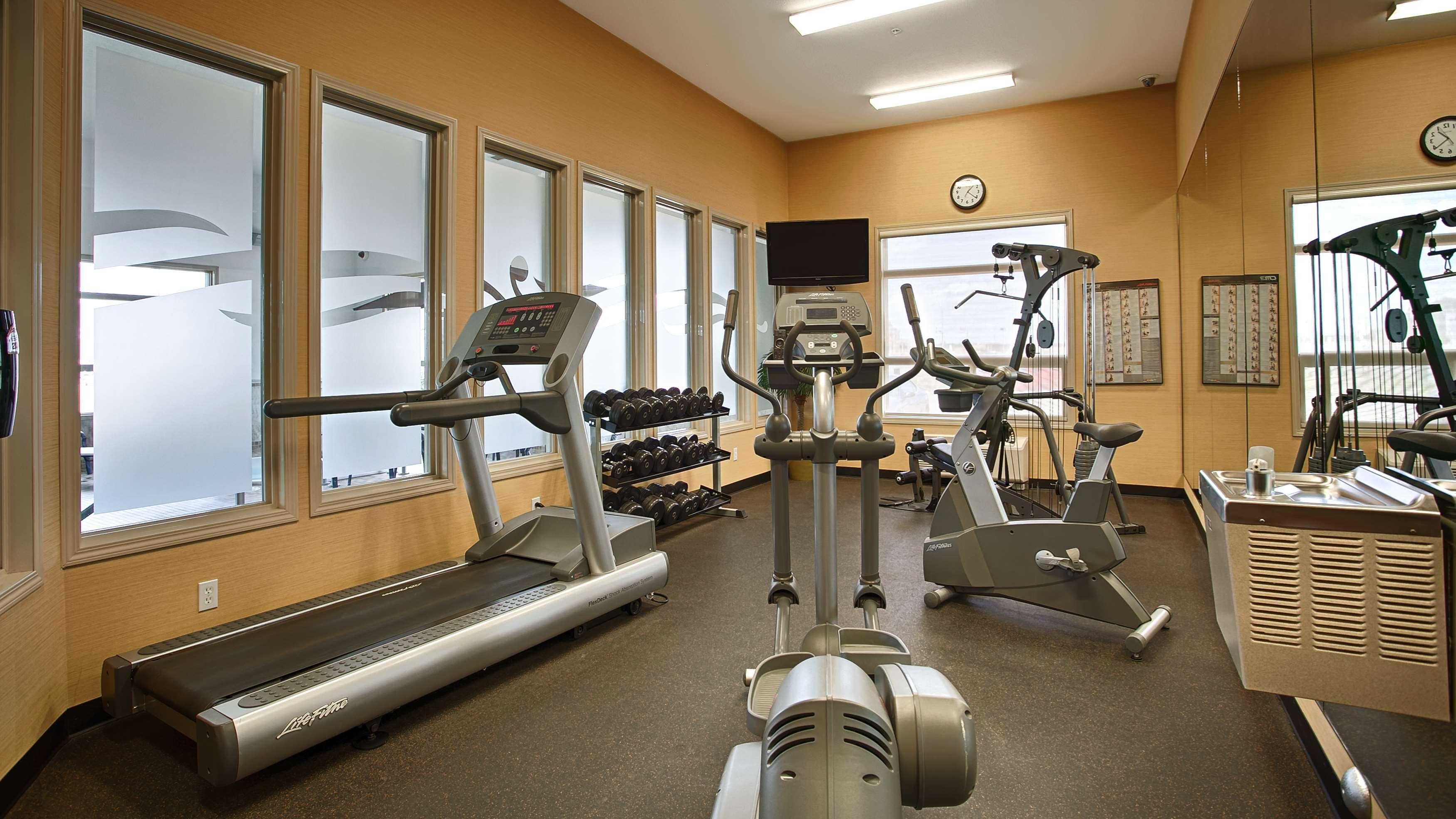 Best Western Wainwright Inn & Suites Ngoại thất bức ảnh