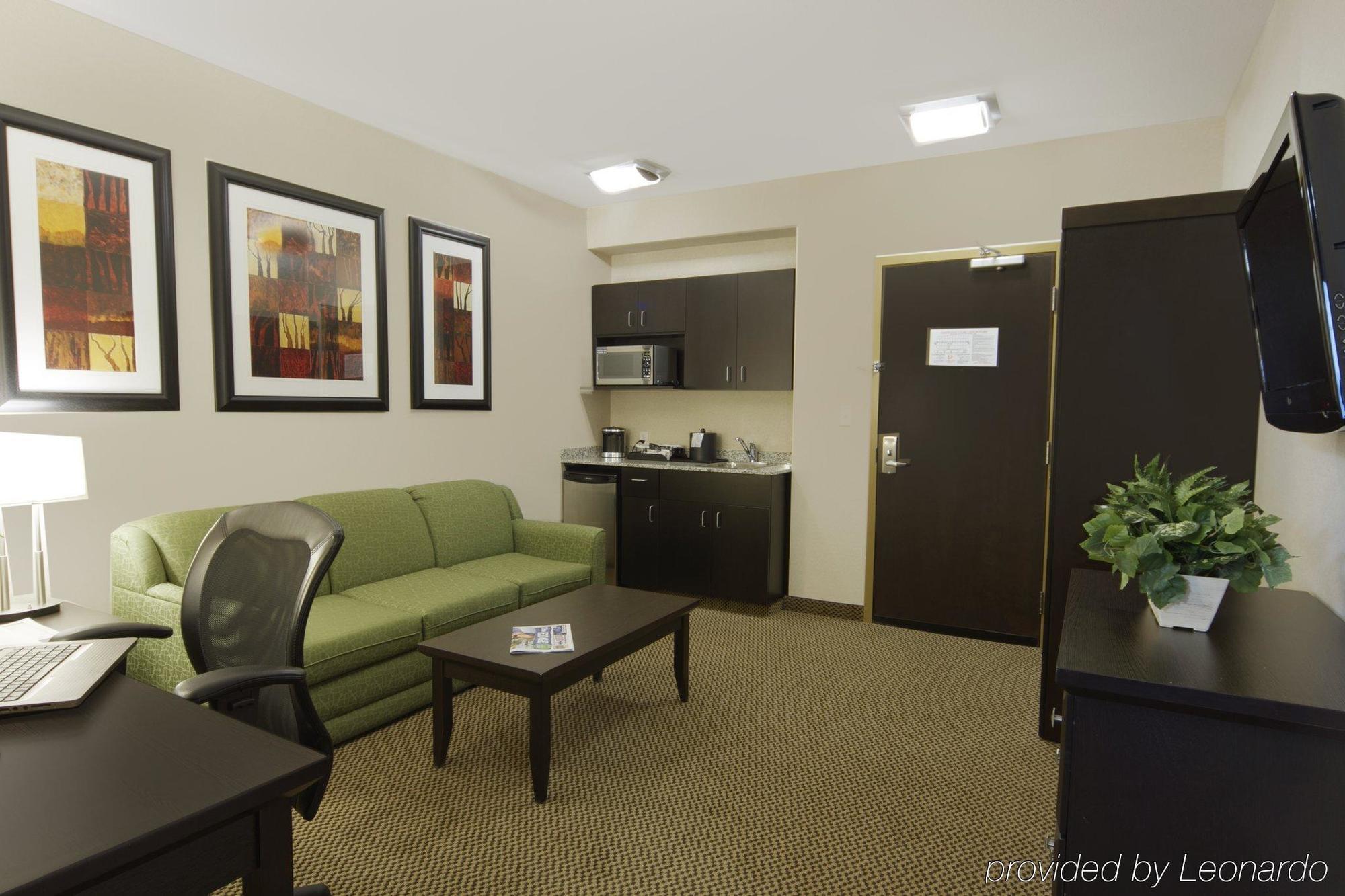 Best Western Wainwright Inn & Suites Phòng bức ảnh