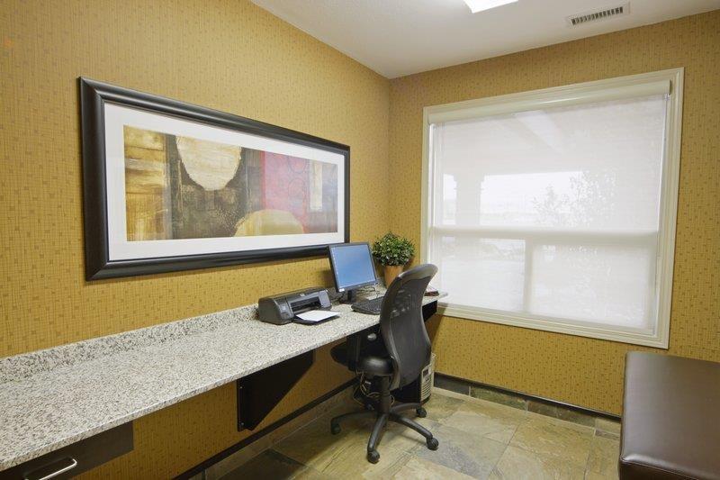Best Western Wainwright Inn & Suites Ngoại thất bức ảnh