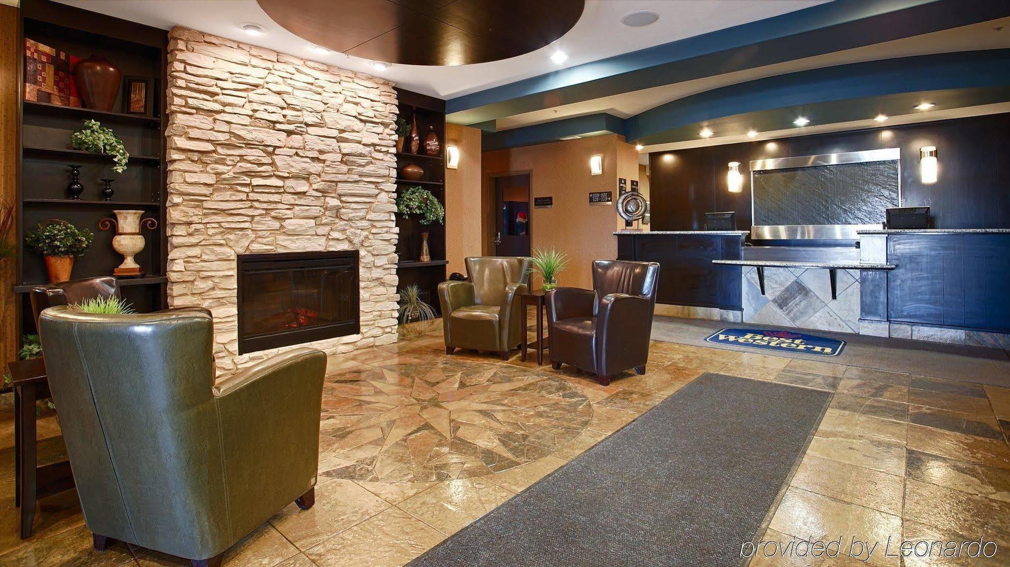Best Western Wainwright Inn & Suites Ngoại thất bức ảnh